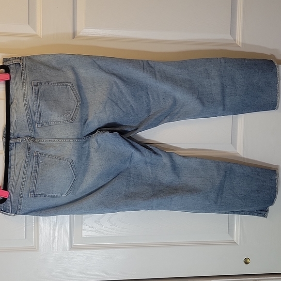 Torrid Distressed Crop Jeans - Picture 3 of 7